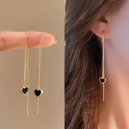 Black Heart Hanging Earrings - Pluere Co.